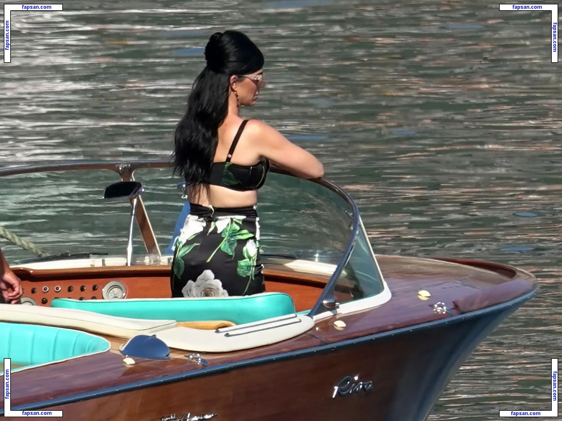 Katy Perry nude photo #4082 from OnlyFans