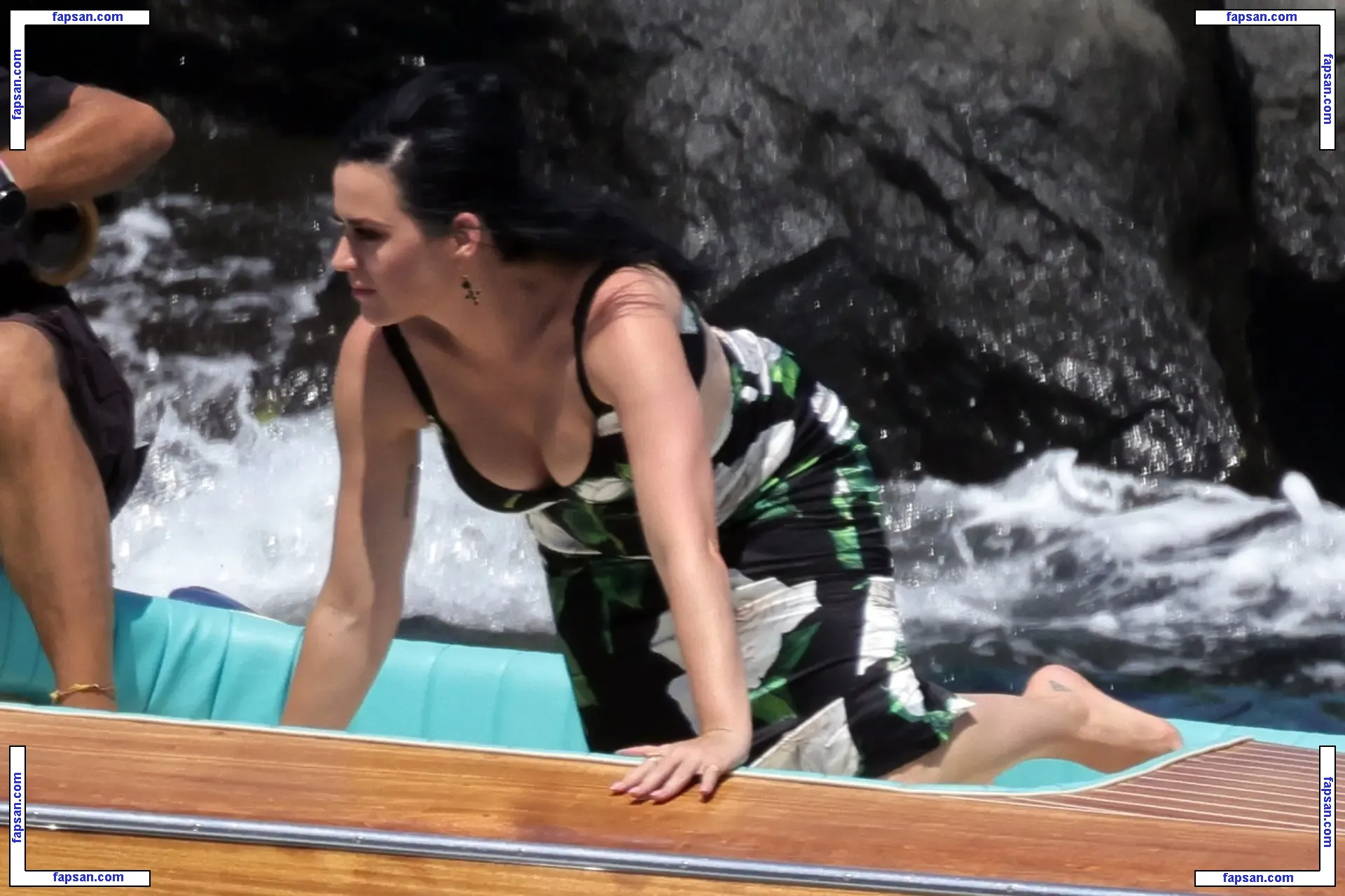 Katy Perry nude photo #4088 from OnlyFans