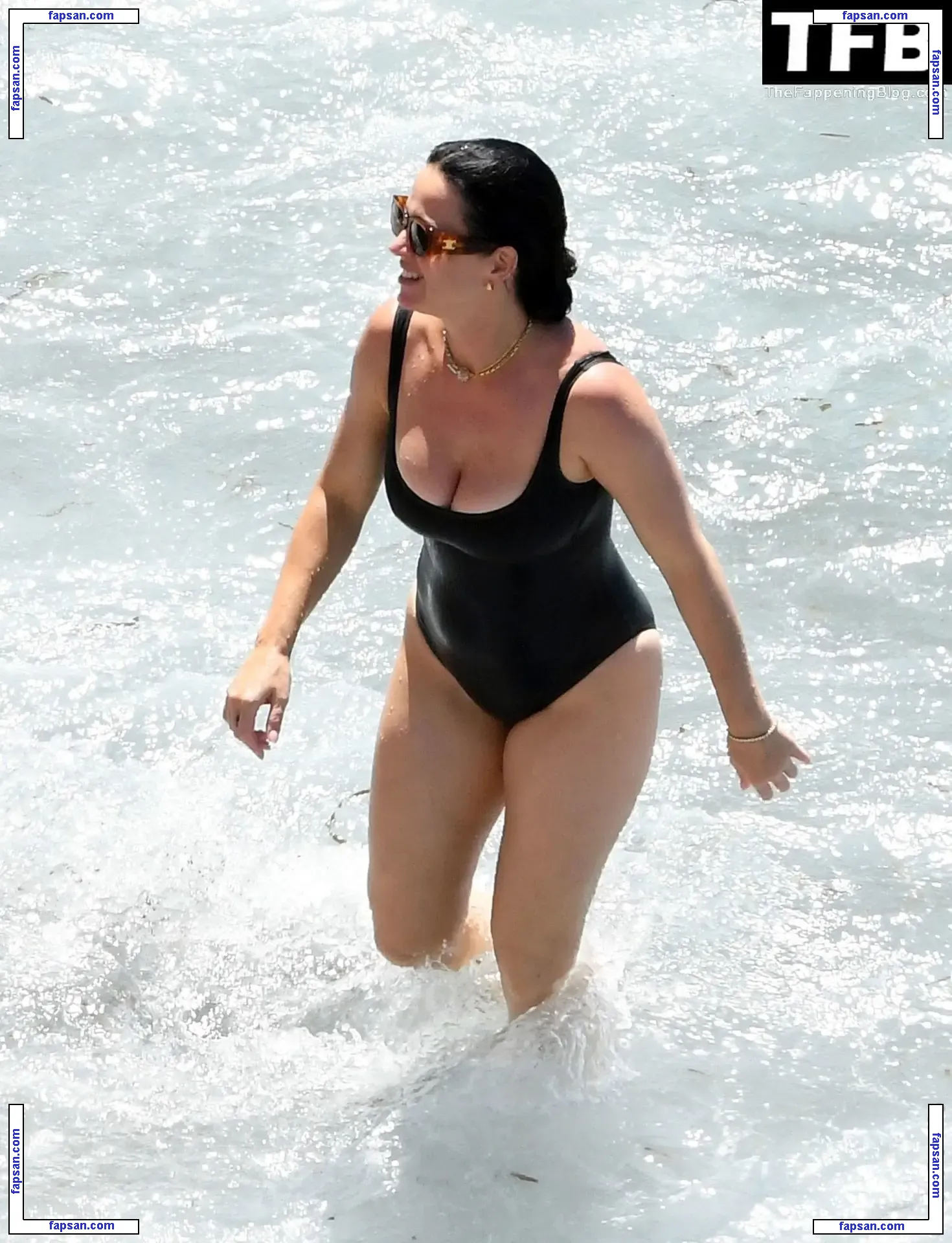 Katy Perry nude photo #4174 from OnlyFans