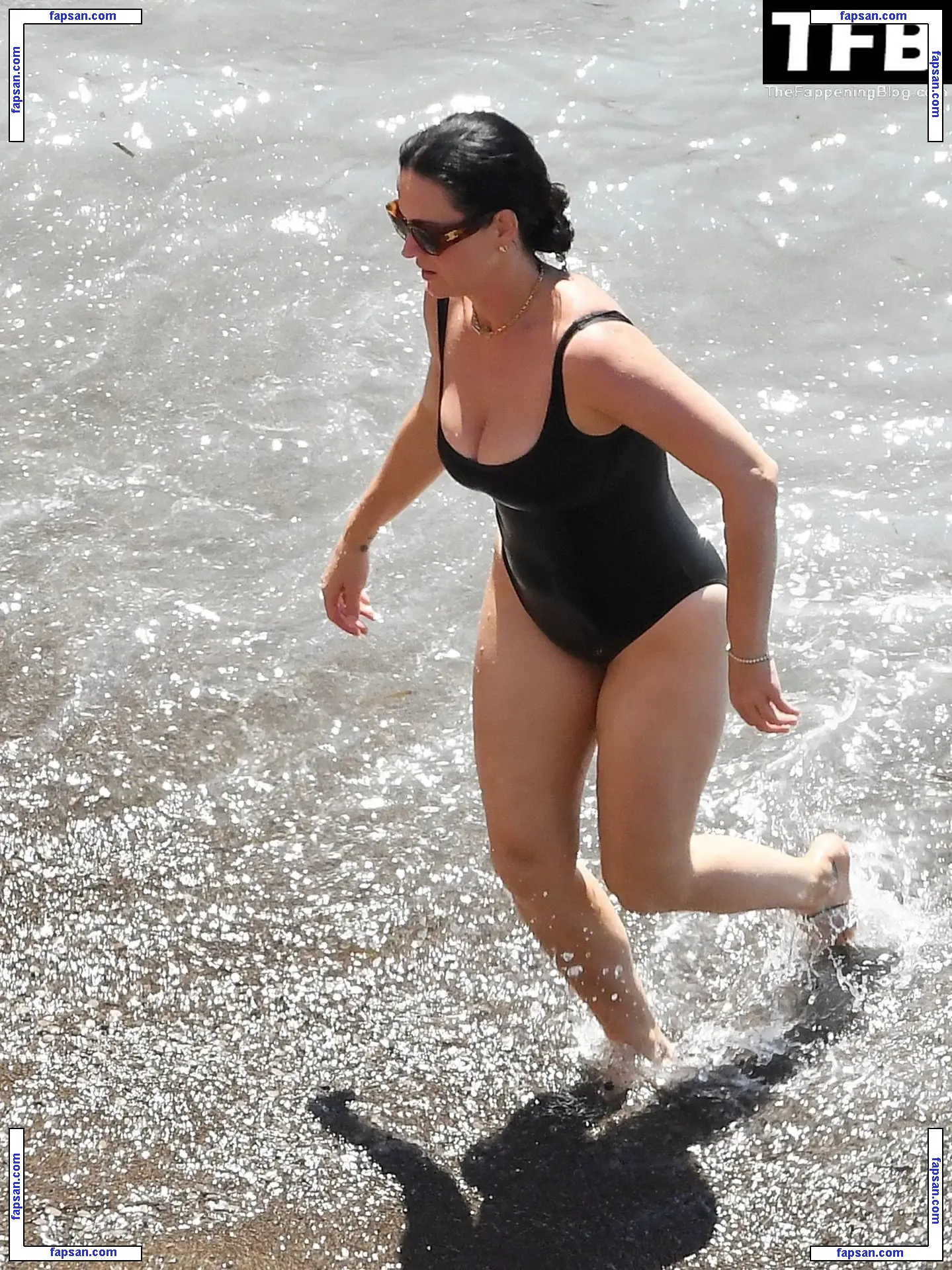 Katy Perry nude photo #4178 from OnlyFans