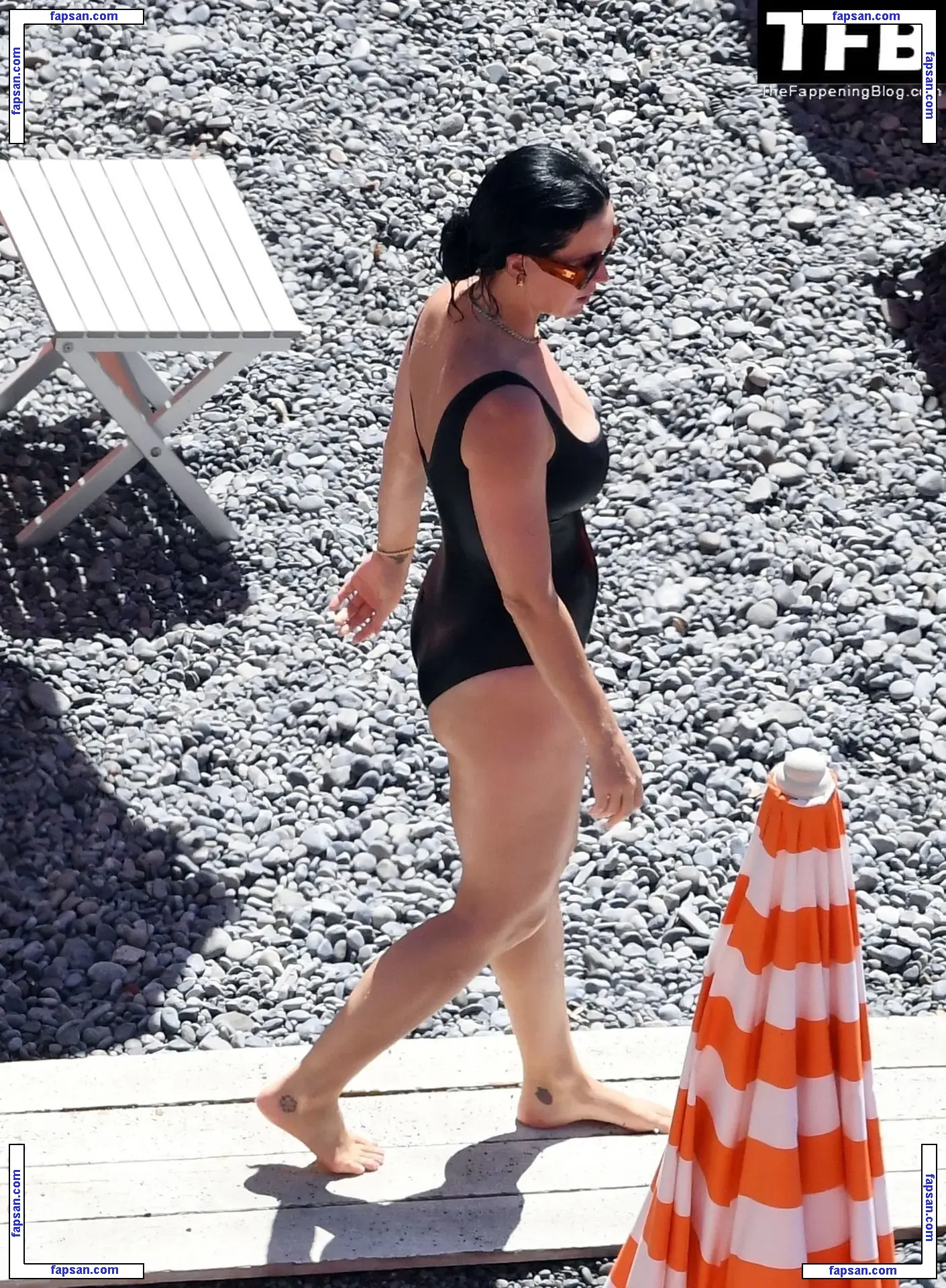 Katy Perry nude photo #4184 from OnlyFans