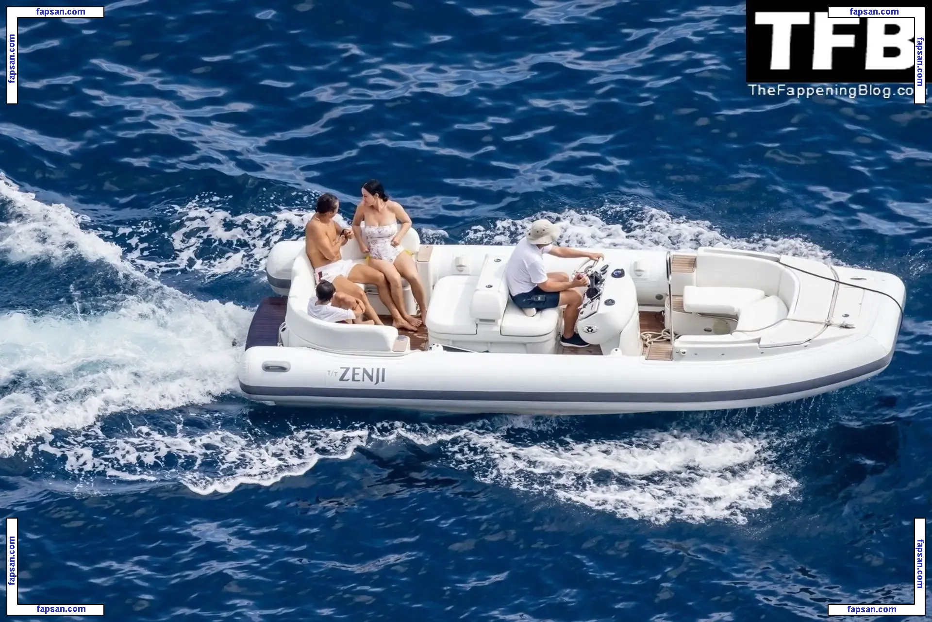 Katy Perry nude photo #4321 from OnlyFans