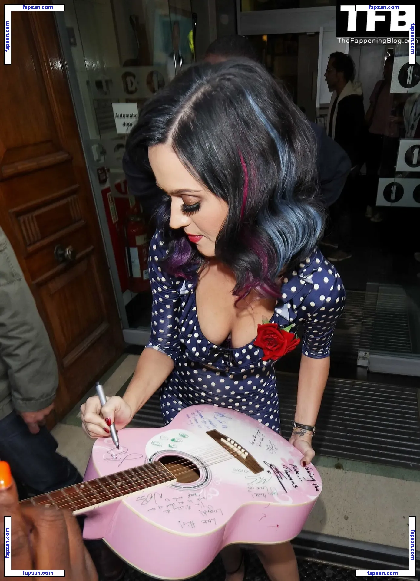 Katy Perry nude photo #4405 from OnlyFans