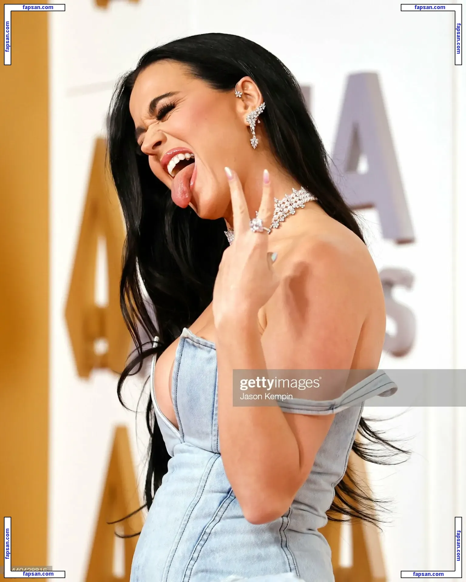 Katy Perry nude photo #4553 from OnlyFans