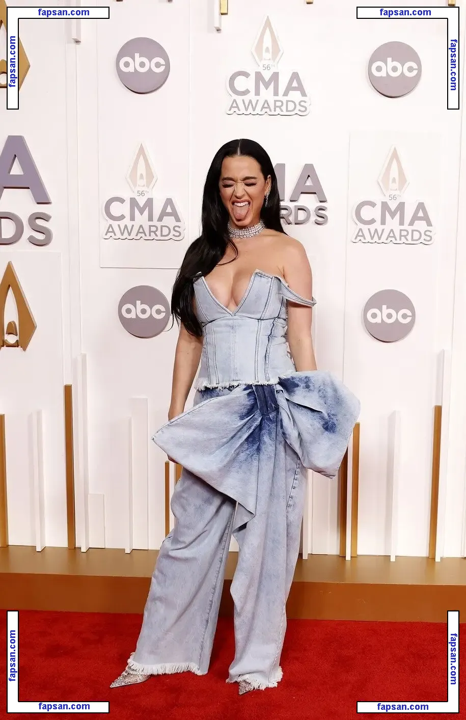 Katy Perry nude photo #4557 from OnlyFans