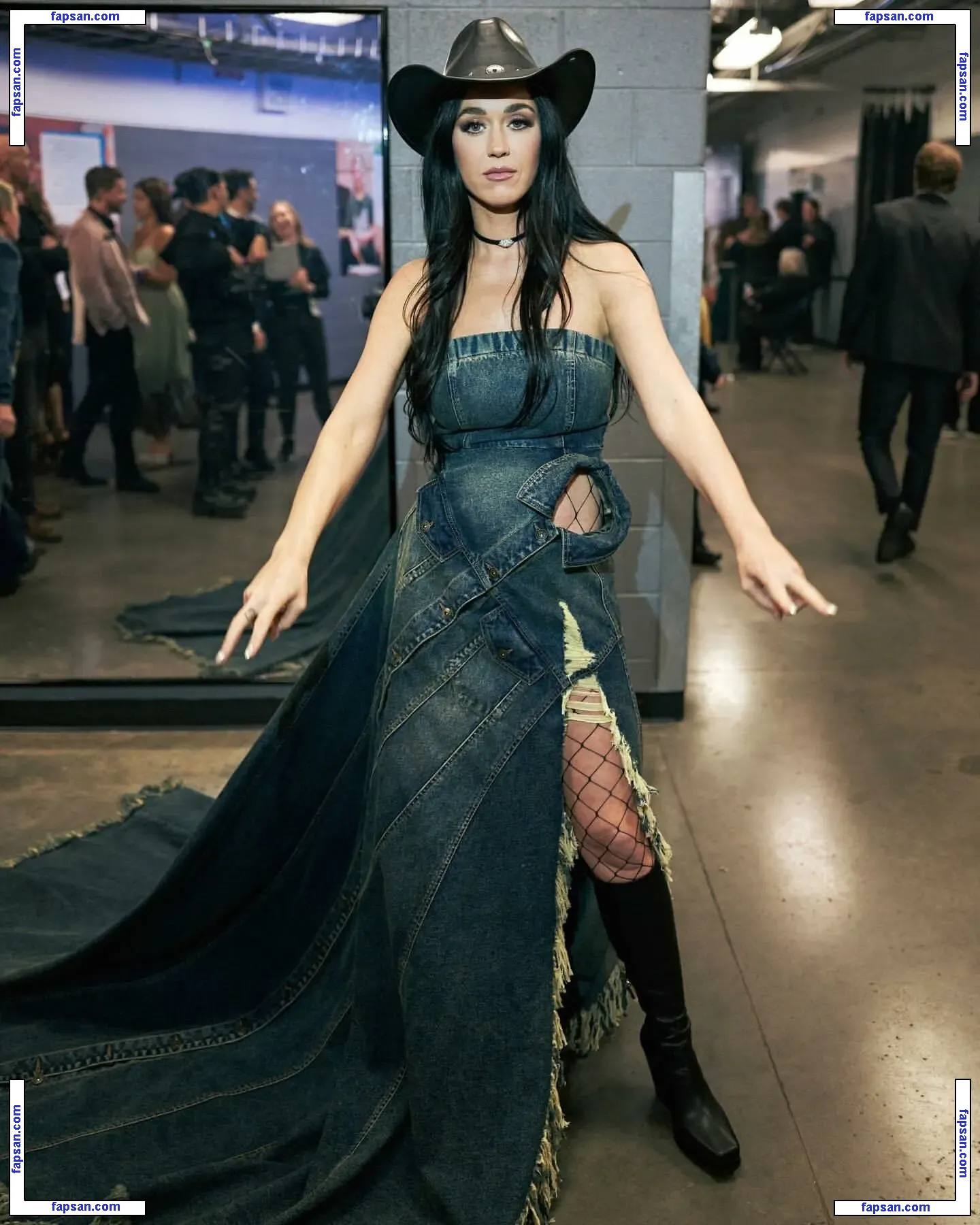 Katy Perry nude photo #4563 from OnlyFans