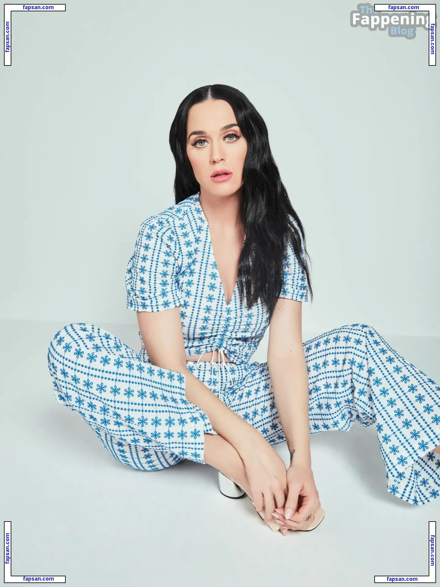 Katy Perry nude photo #4866 from OnlyFans