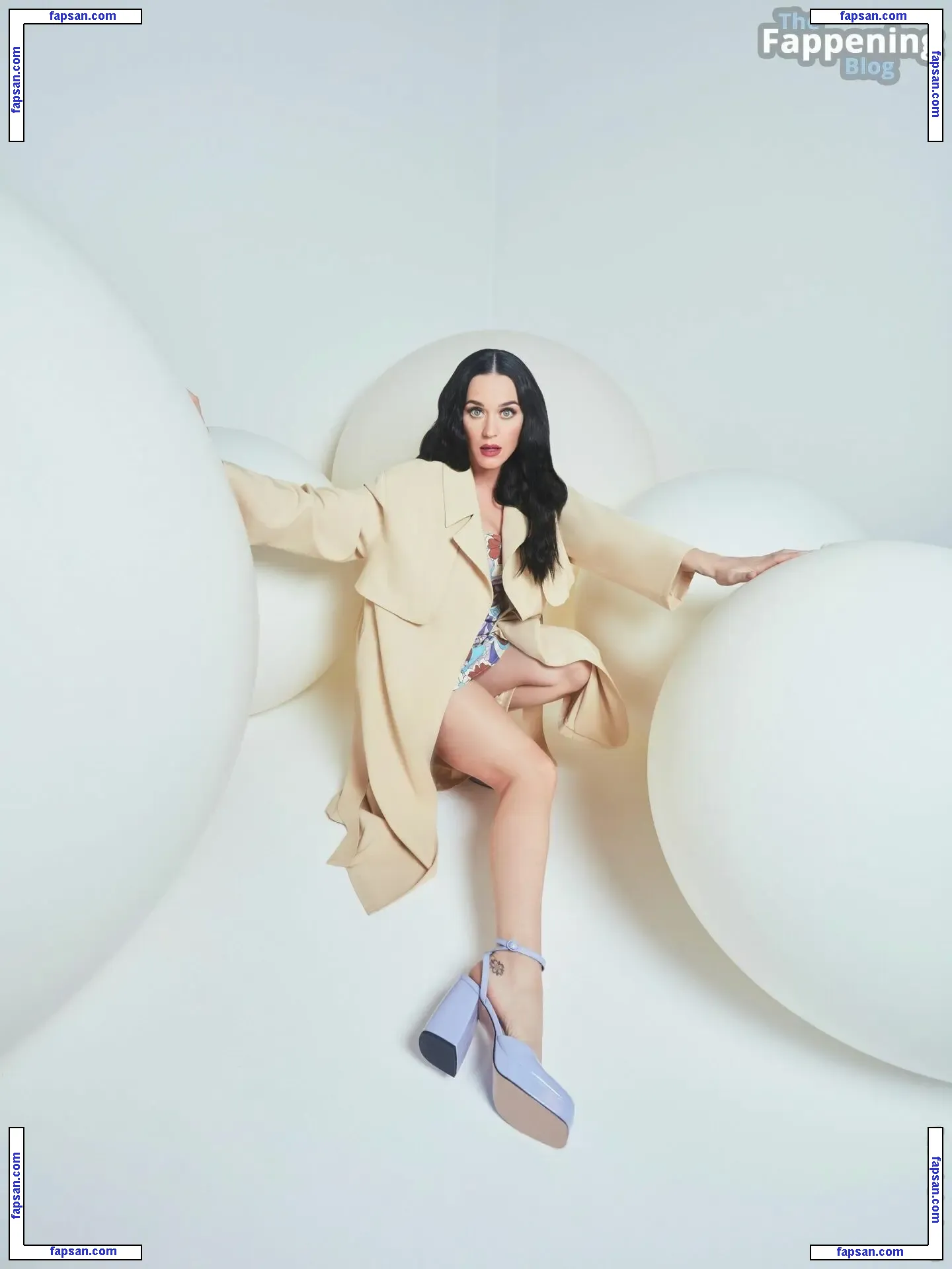 Katy Perry nude photo #4870 from OnlyFans