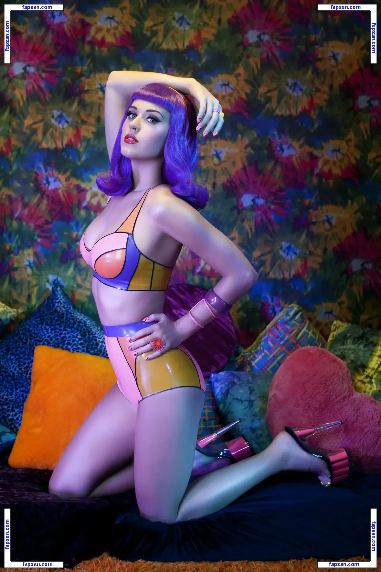Katy Perry nude photo #5263 from OnlyFans