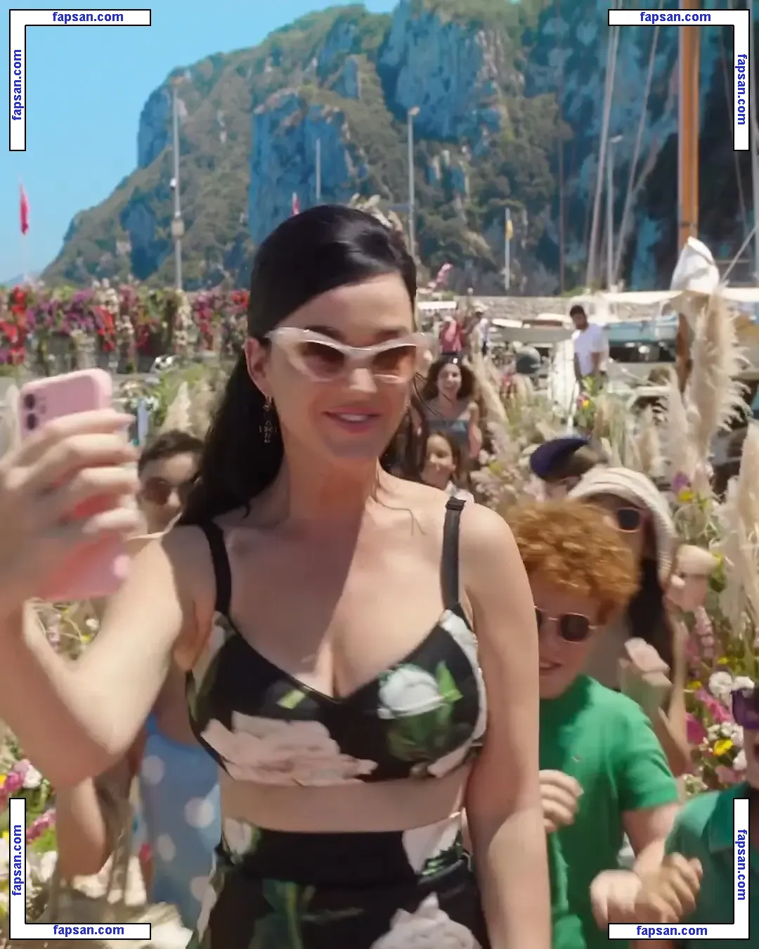 Katy Perry nude photo #5324 from OnlyFans