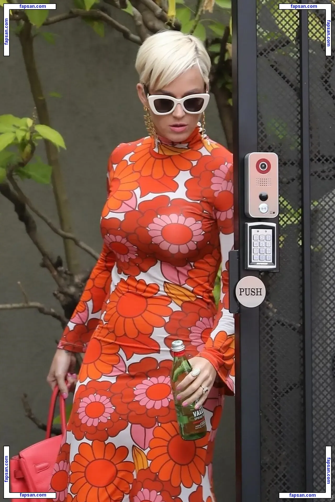 Katy Perry nude photo #5357 from OnlyFans