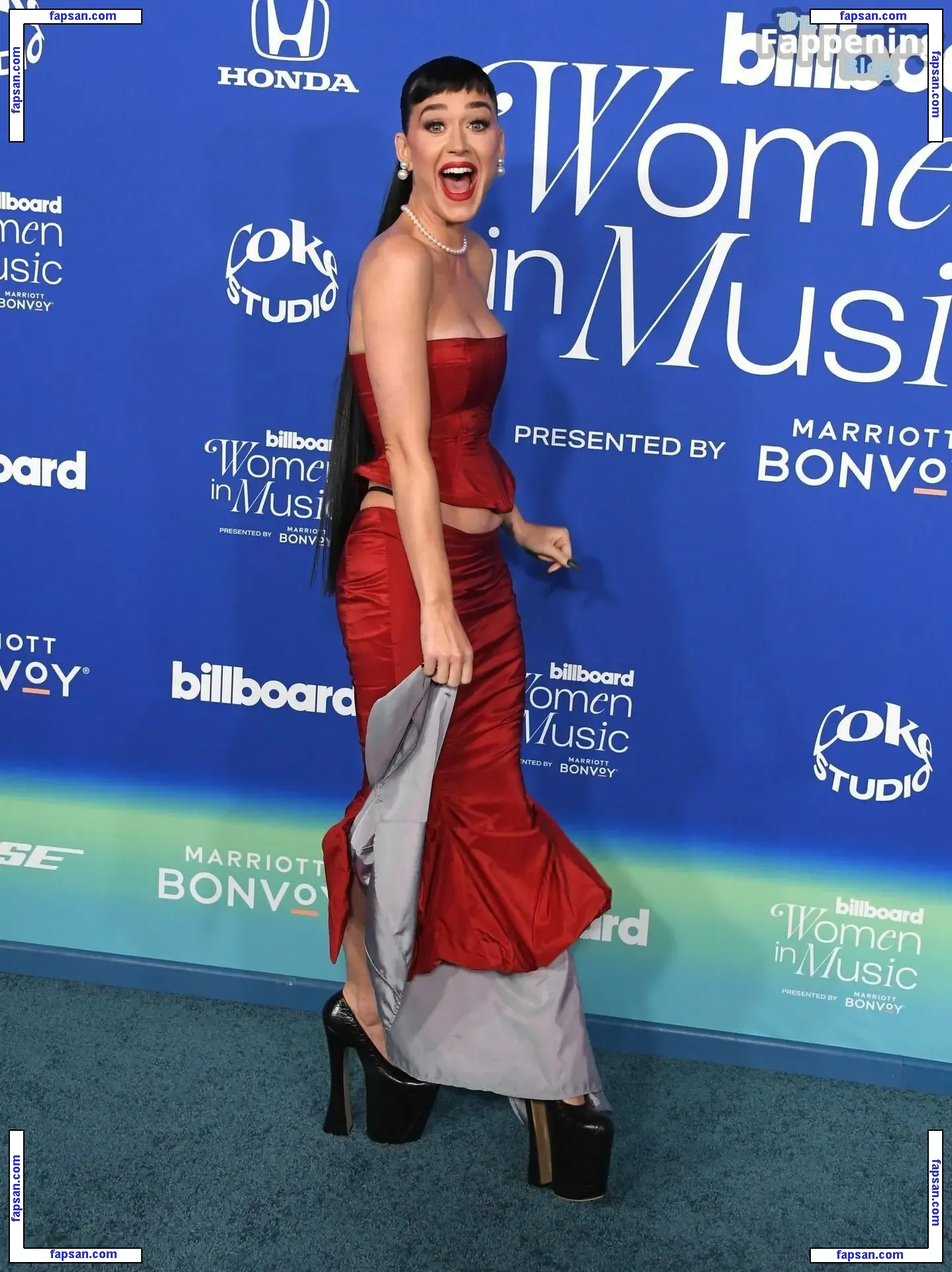 Katy Perry nude photo #5527 from OnlyFans