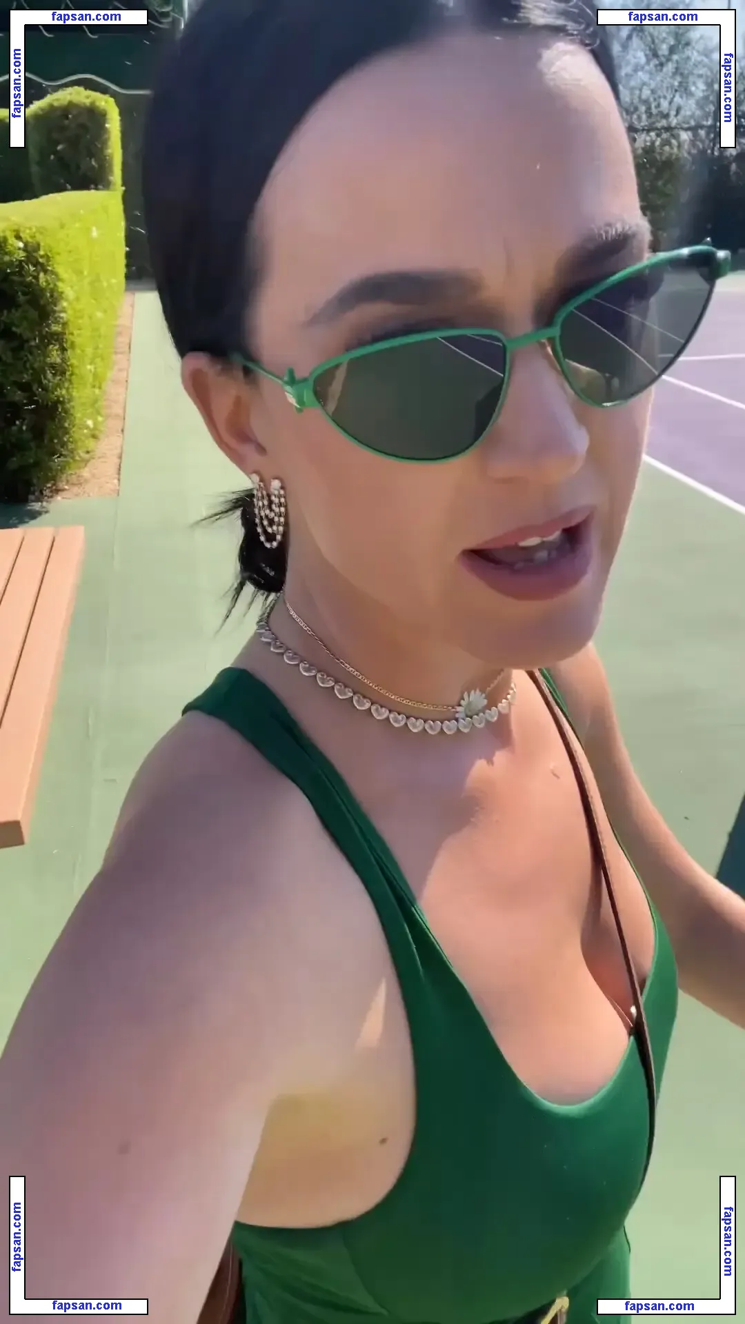 Katy Perry nude photo #5571 from OnlyFans