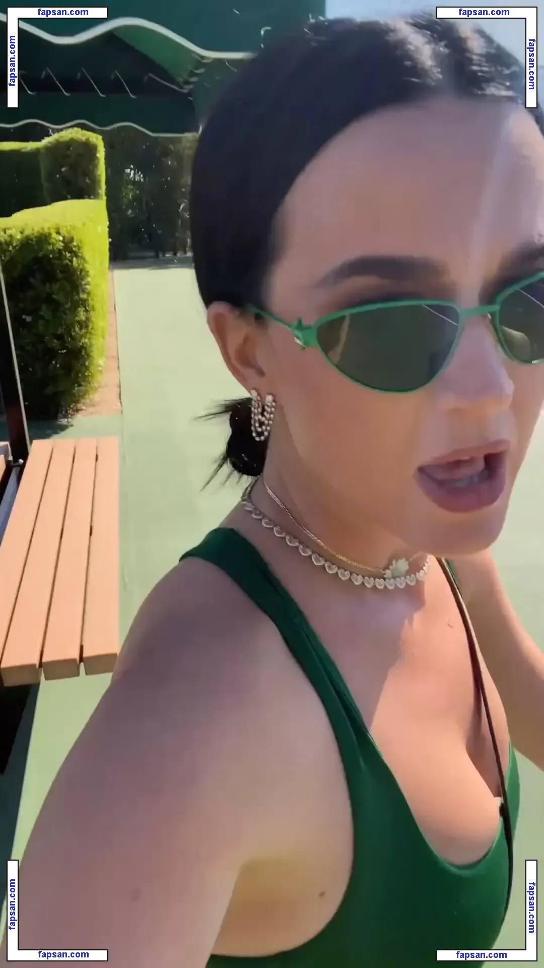 Katy Perry nude photo #5577 from OnlyFans