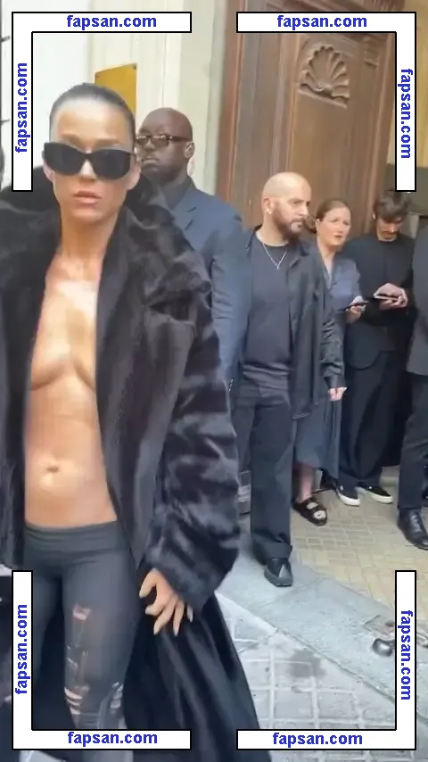 Katy Perry nude photo #5878 from OnlyFans