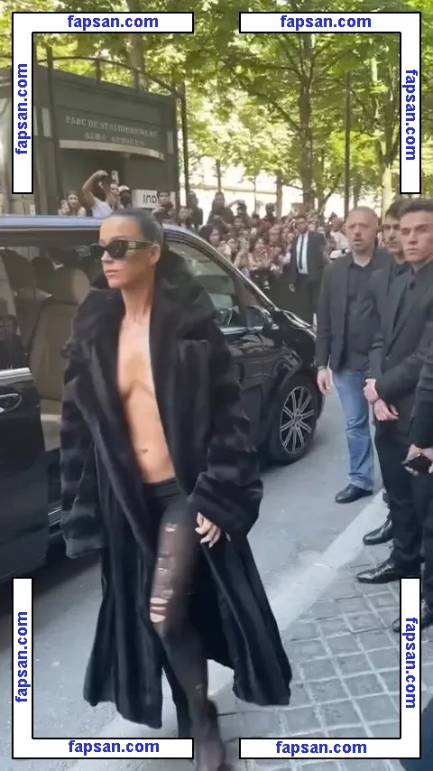 Katy Perry nude photo #5883 from OnlyFans