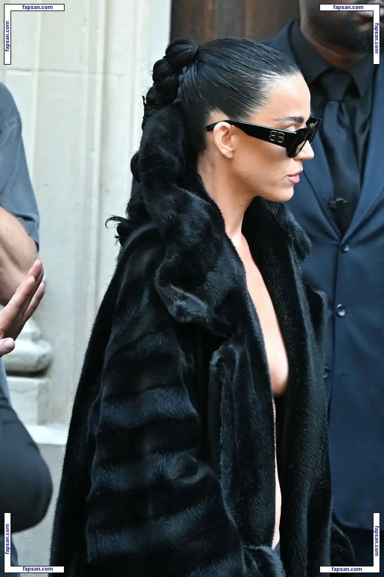 Katy Perry nude photo #5889 from OnlyFans