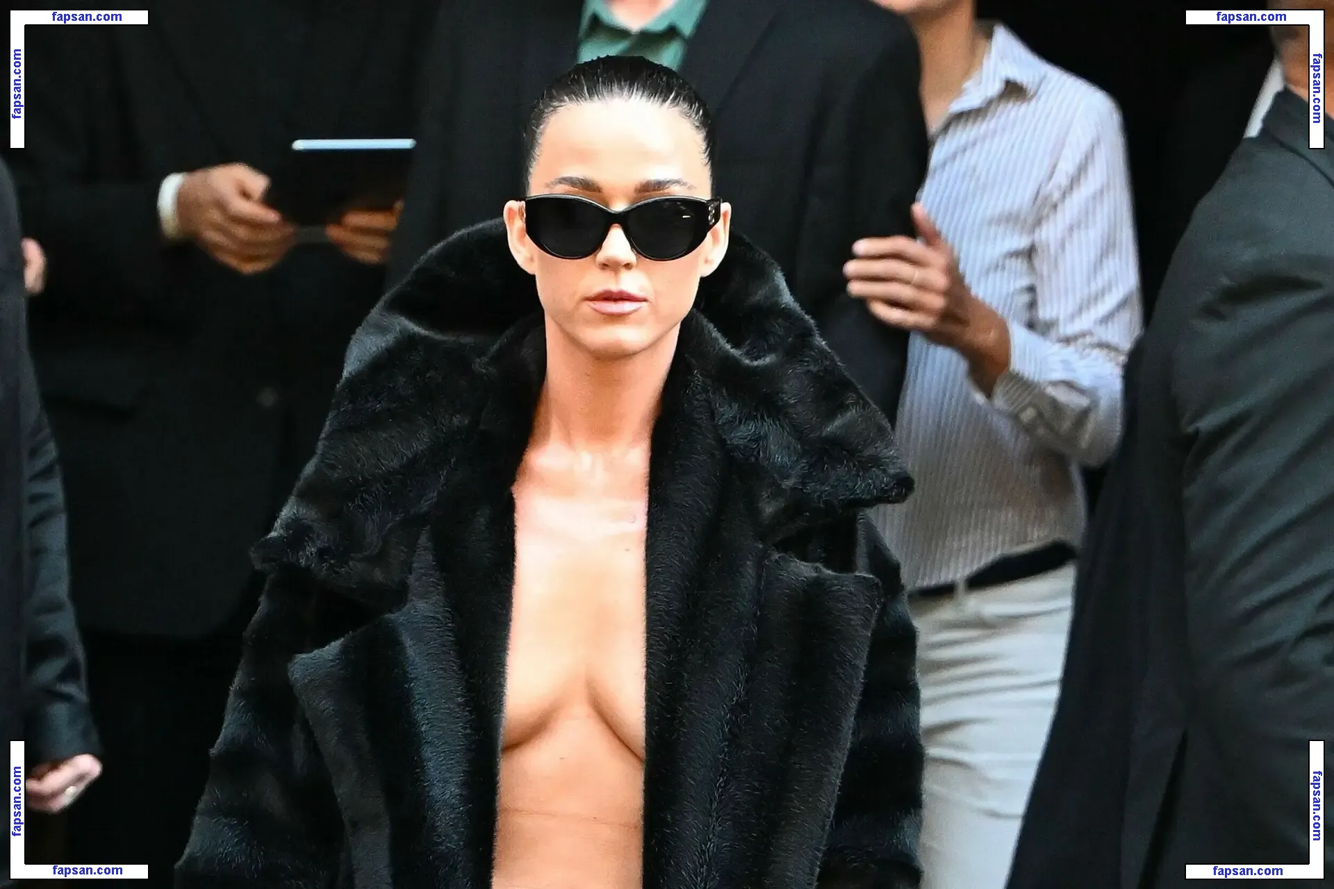 Katy Perry nude photo #5903 from OnlyFans