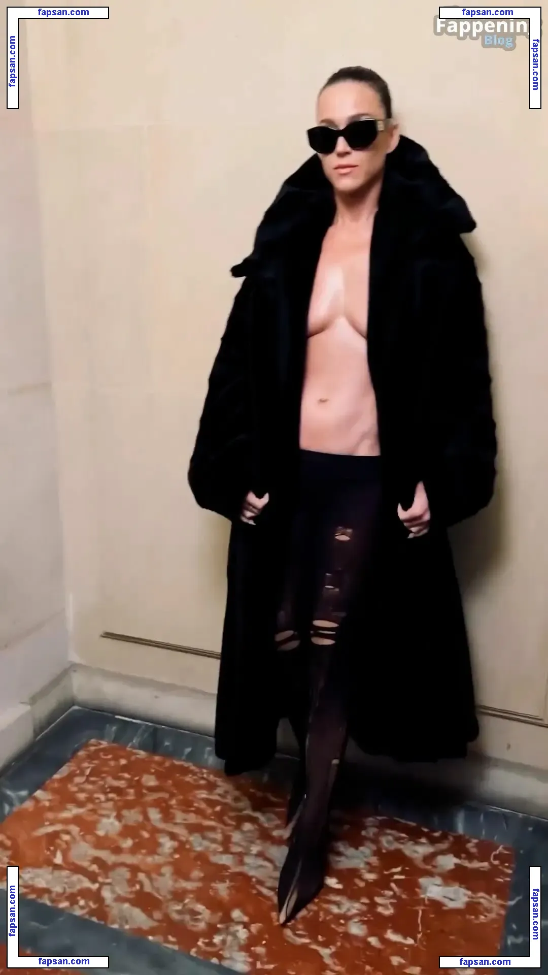 Katy Perry nude photo #5910 from OnlyFans