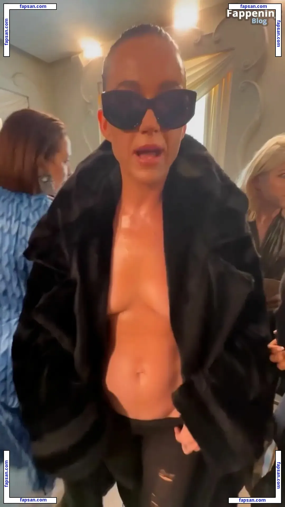 Katy Perry nude photo #5913 from OnlyFans