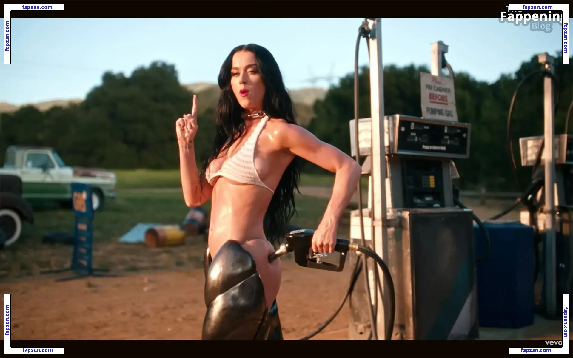 Katy Perry nude photo #6031 from OnlyFans