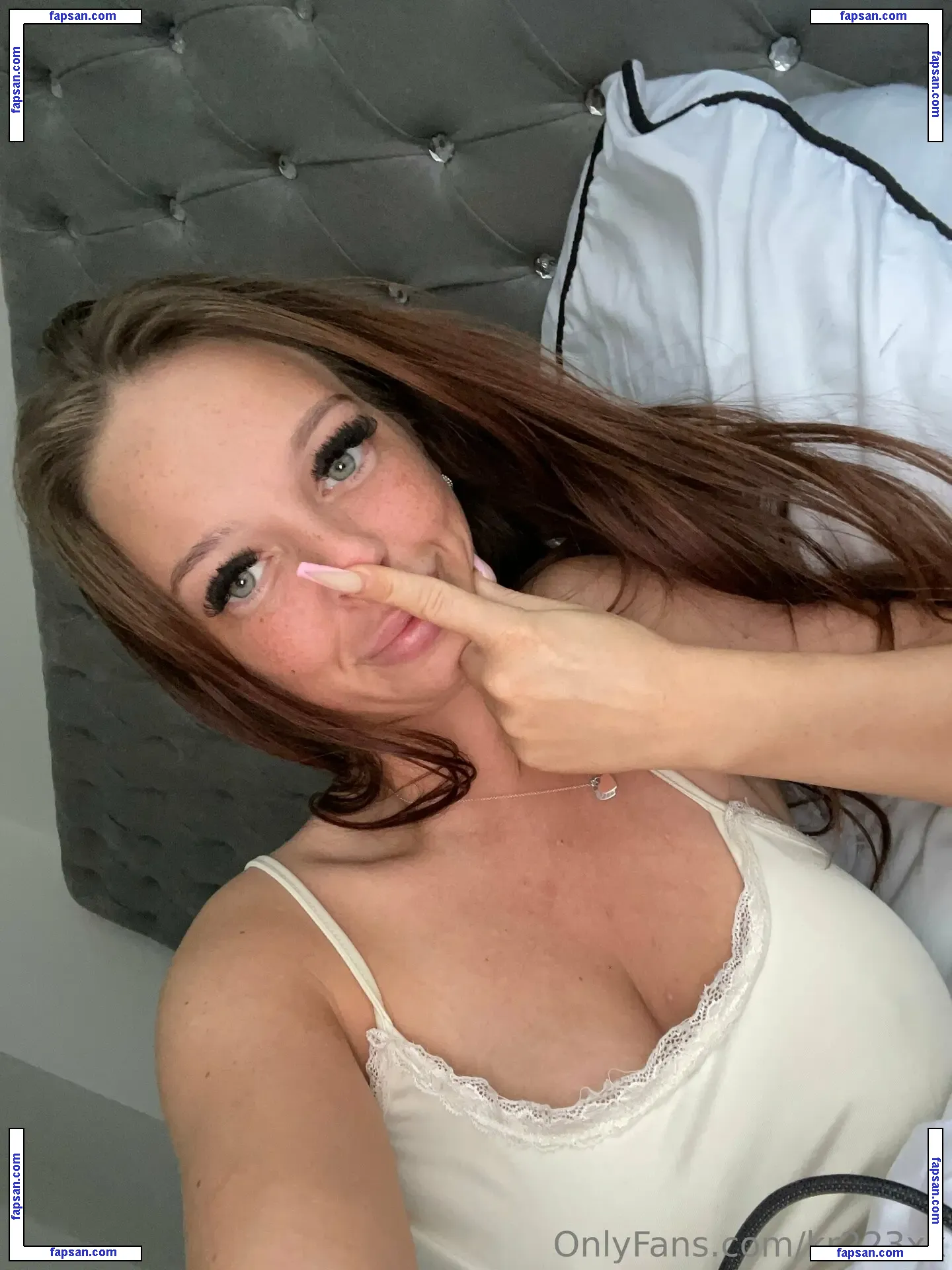 katybabyyxox nude photo #0007 from OnlyFans