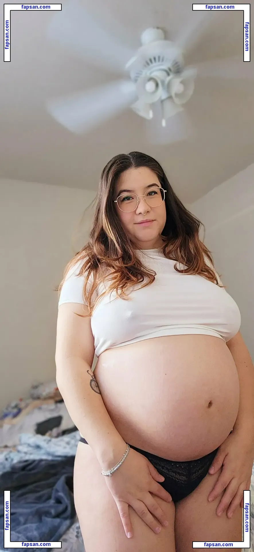 Kawaiiyummycums nude photo #0206 from OnlyFans