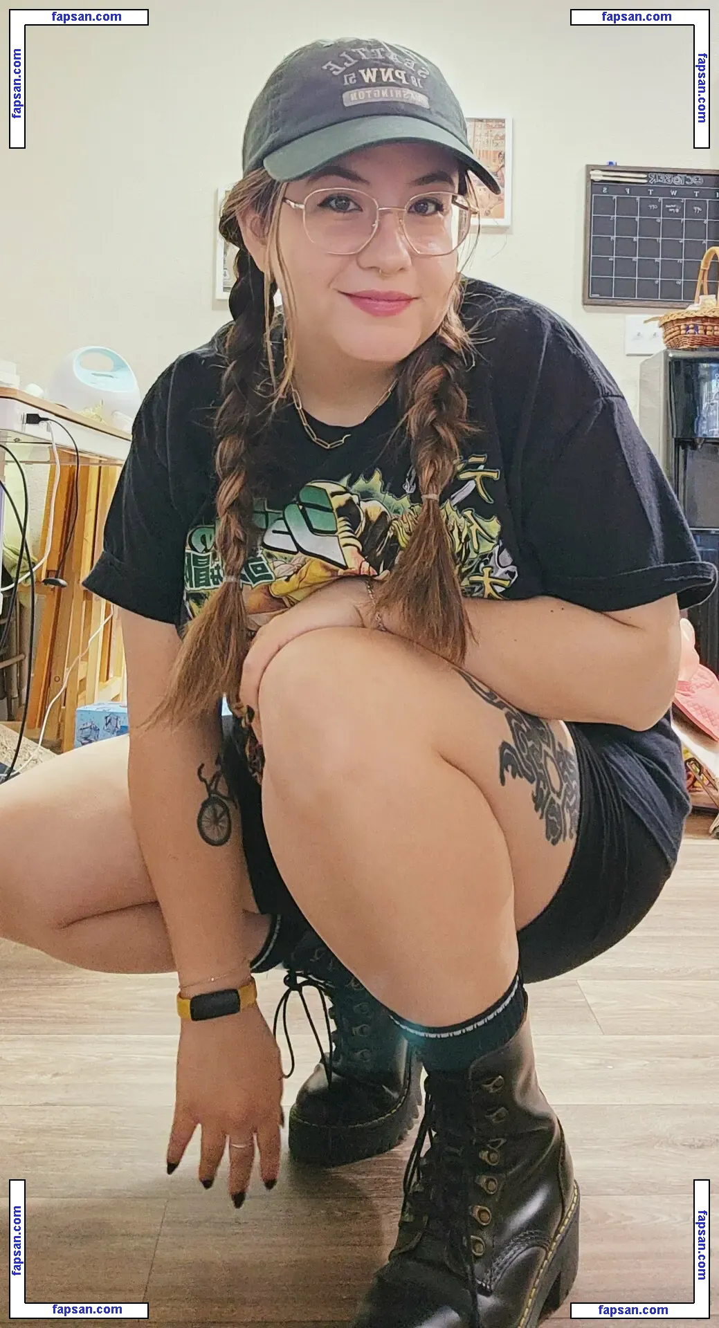 Kawaiiyummycums nude photo #0207 from OnlyFans
