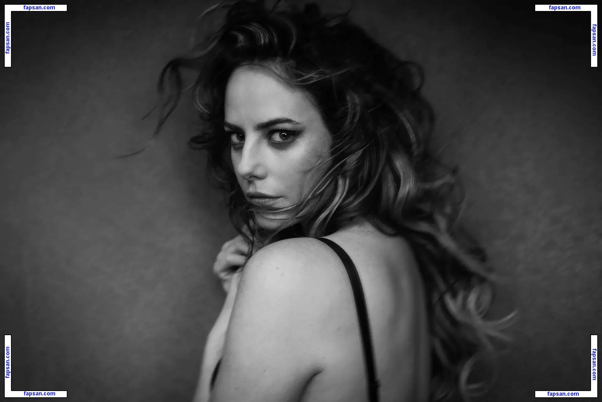 Kaya Scodelario nude photo #0332 from OnlyFans