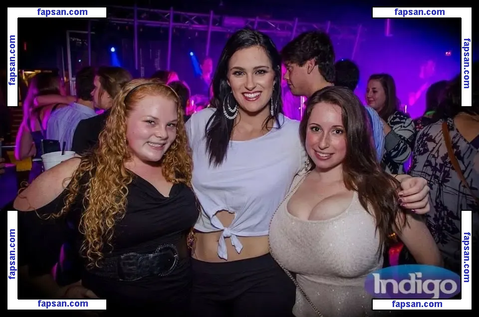 Kayla Elizabeth голая фото #0001 с Онлифанс