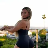 Kayla Manouss голая #0001