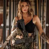 Kayla Manthey голая #0024