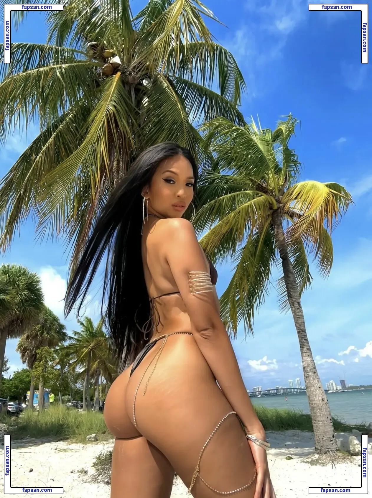 kayla.vy nude photo #0767 from OnlyFans