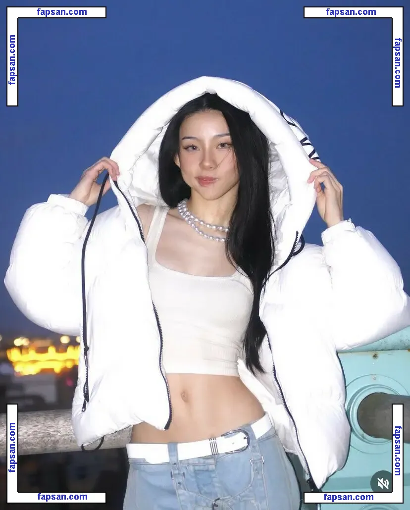 kayla.vy nude photo #0774 from OnlyFans