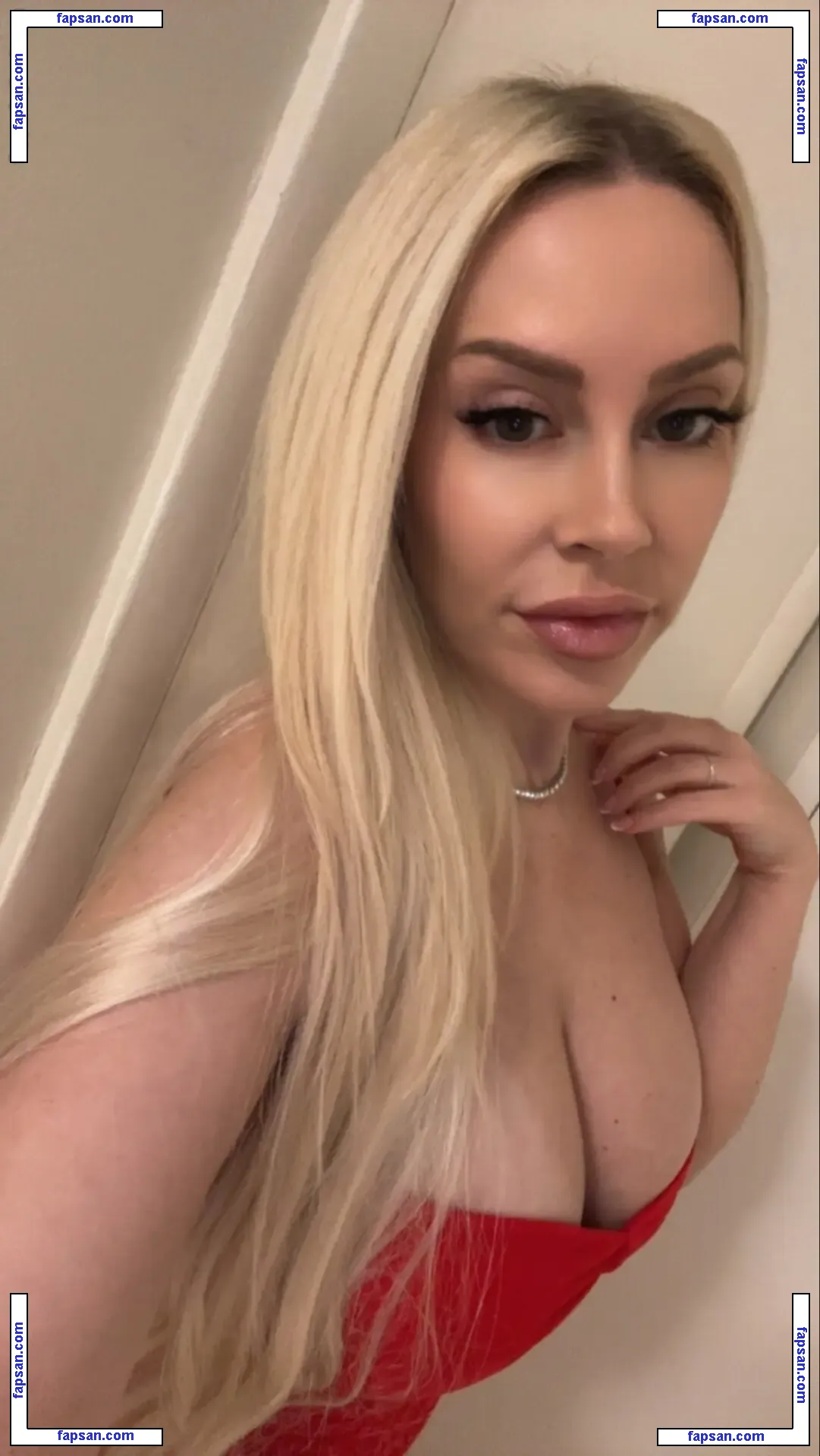 Kaytsadventures nude photo #0012 from OnlyFans