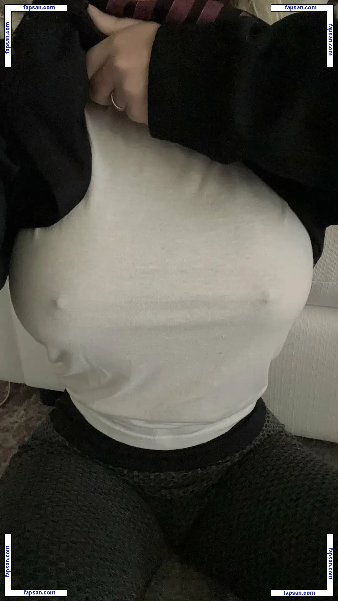 Kaytsadventures nude photo #0025 from OnlyFans