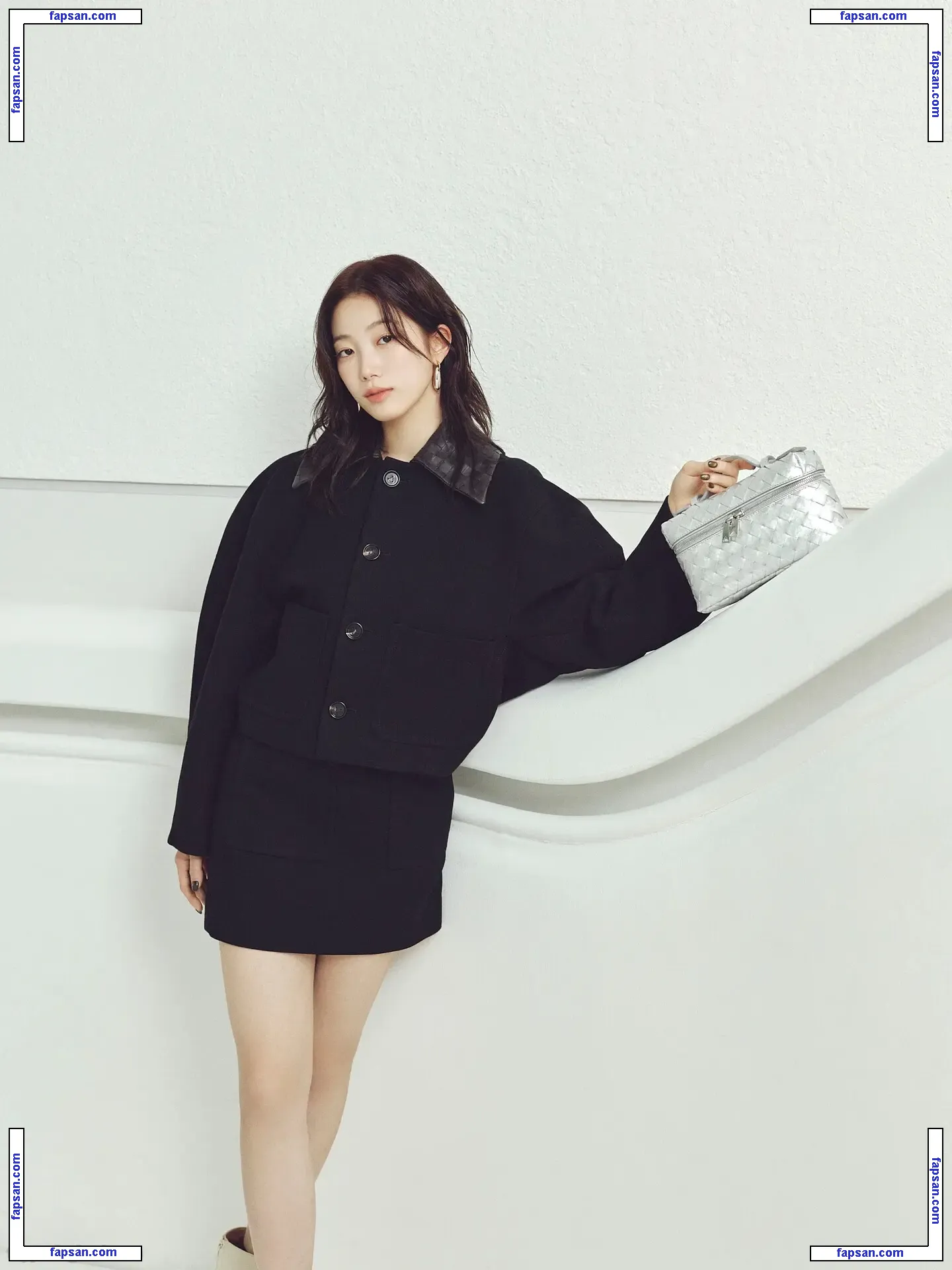 Kazuha Nakamura 中村 一葉 | LESSERAFIM nude photo #0003 from OnlyFans