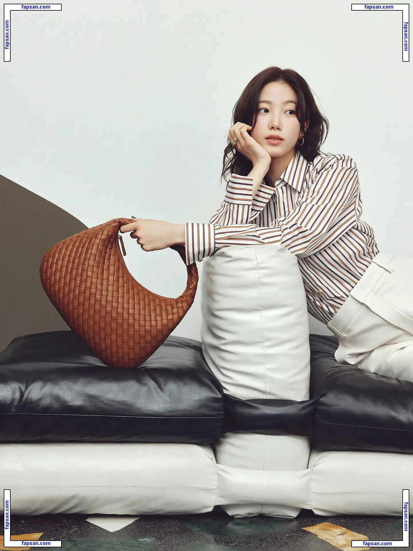 Kazuha Nakamura 中村 一葉 | LESSERAFIM nude photo #0004 from OnlyFans