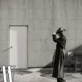 Kazuha Nakamura 中村 一葉 | LESSERAFIM nude #0032