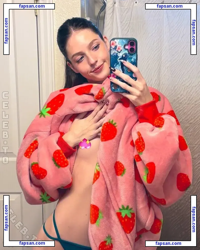 Keely Sue голая фото #0012 с Онлифанс