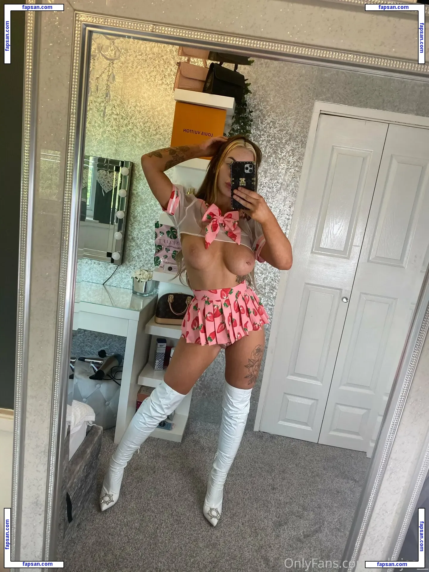 keilaniraee голая фото #0019 с Онлифанс