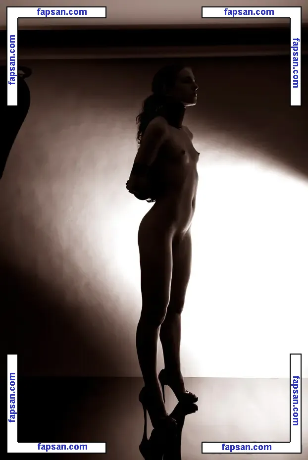 Keira Grant голая фото #0158 с Онлифанс