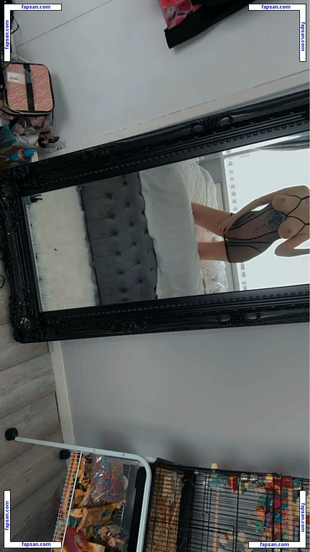 Kellie Dobson nude photo #0004 from OnlyFans