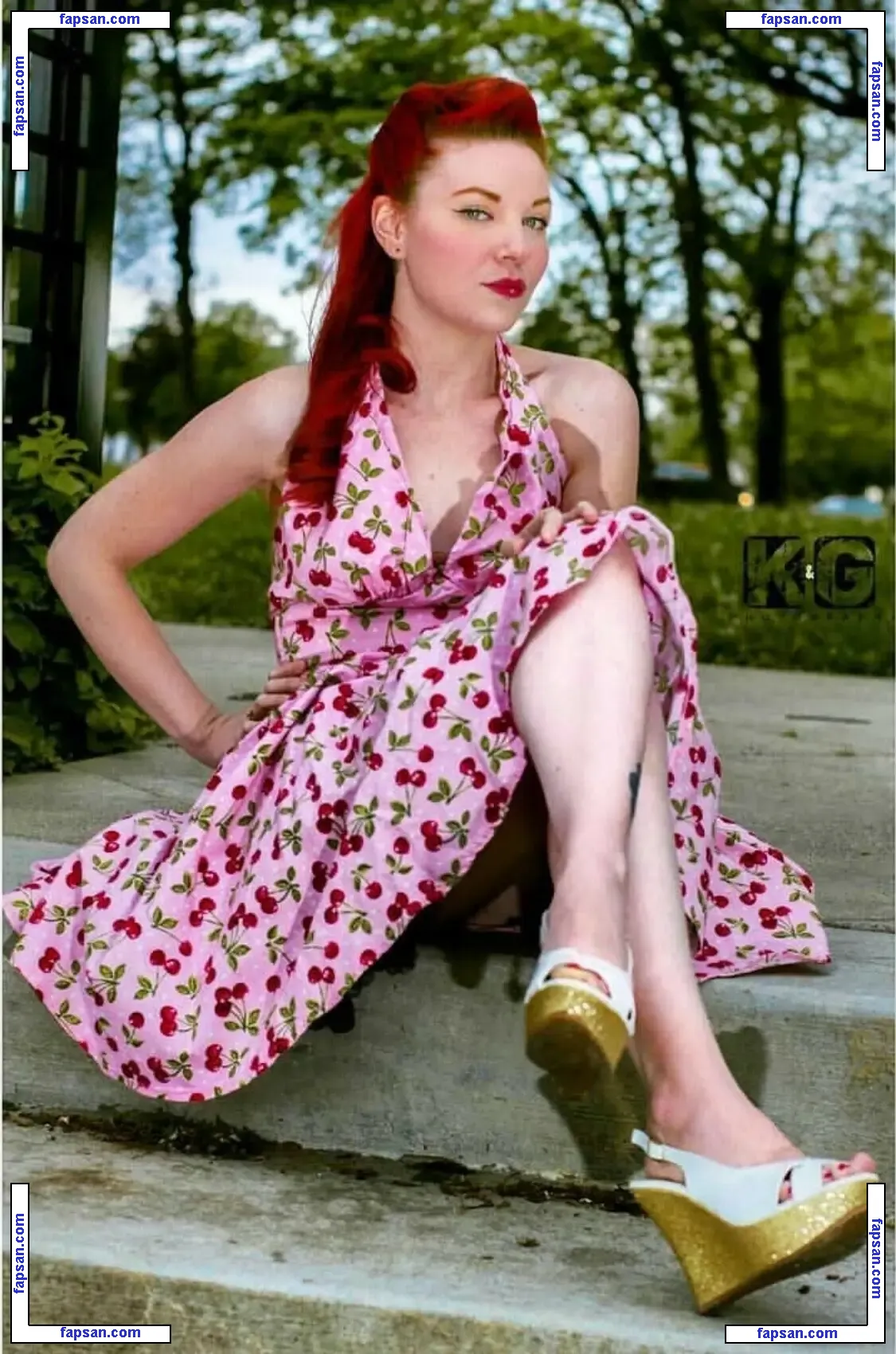 Kellie_g14 nude photo #0020 from OnlyFans