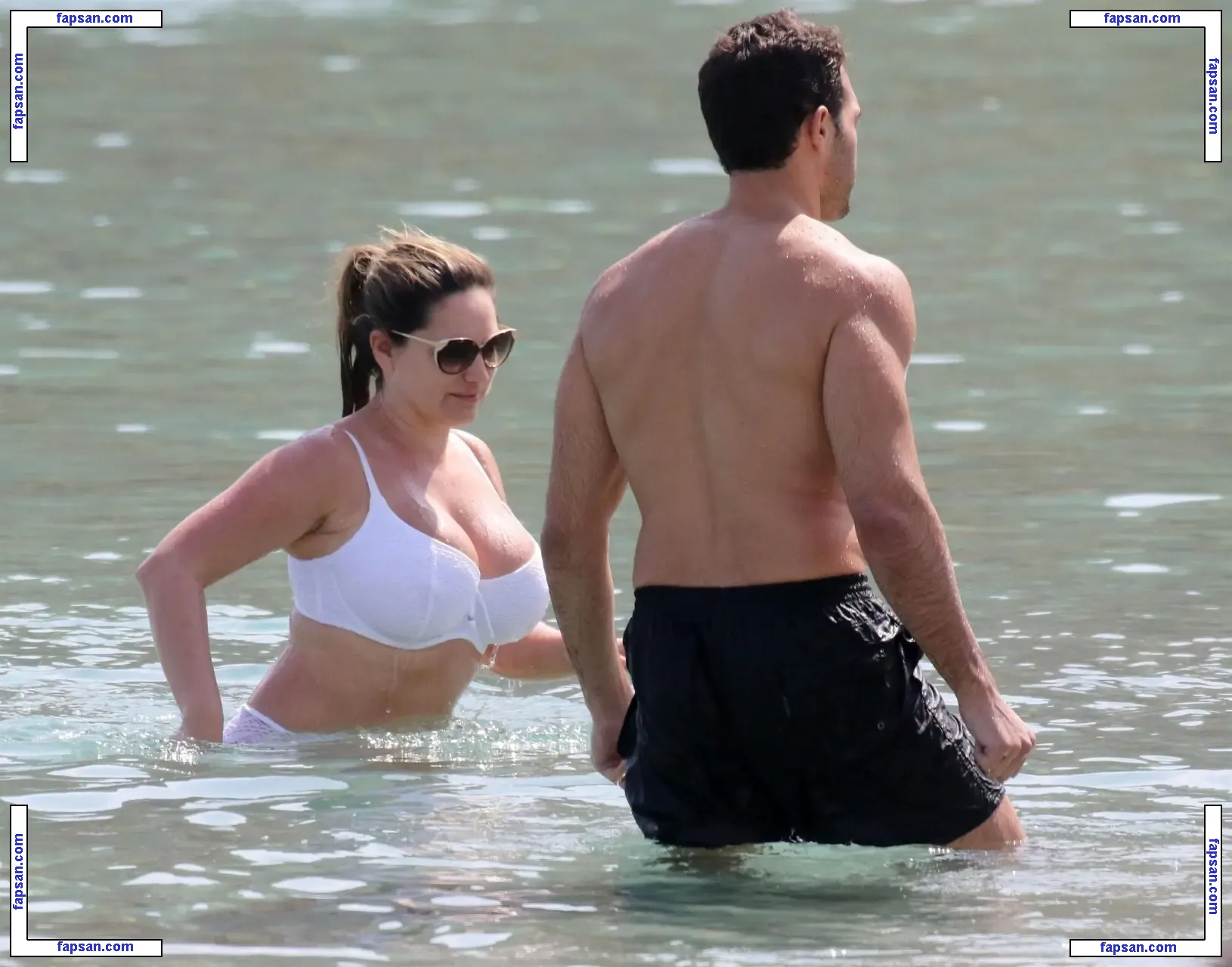 Kelly Brook голая фото #0404 с Онлифанс