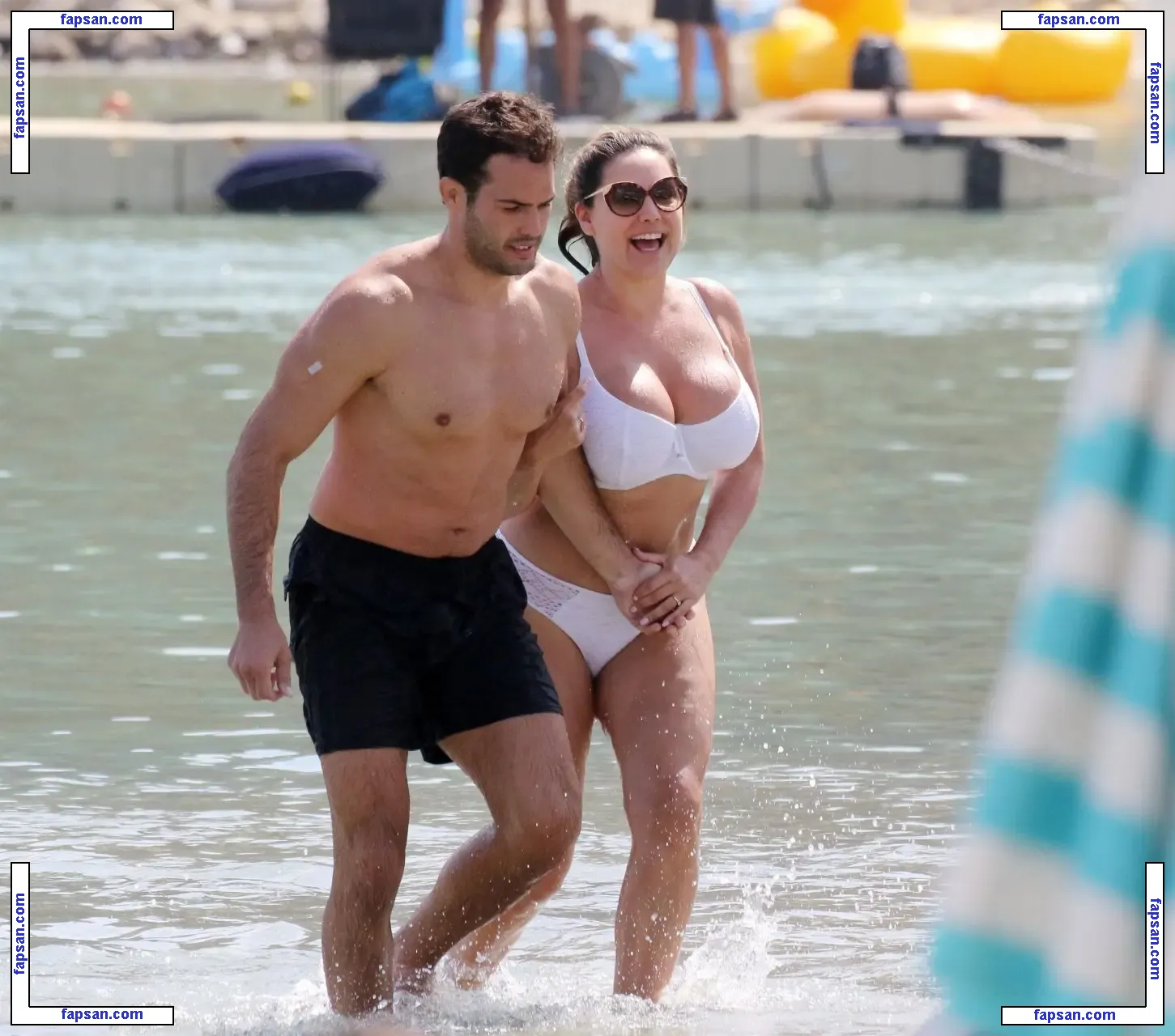 Kelly Brook голая фото #0405 с Онлифанс