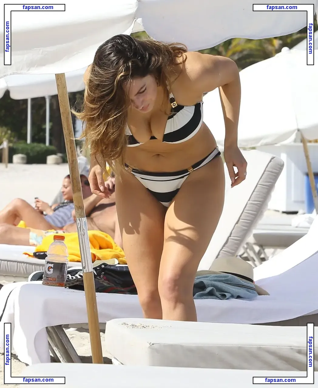 Kelly Brook голая фото #1824 с Онлифанс