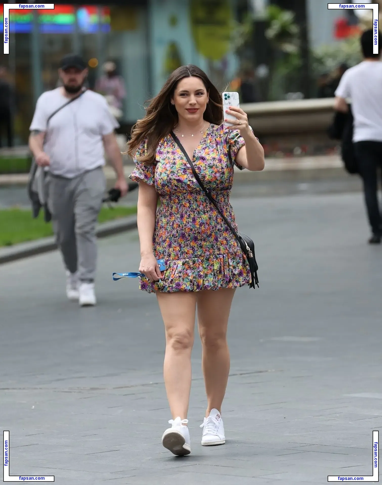 Kelly Brook голая фото #2369 с Онлифанс