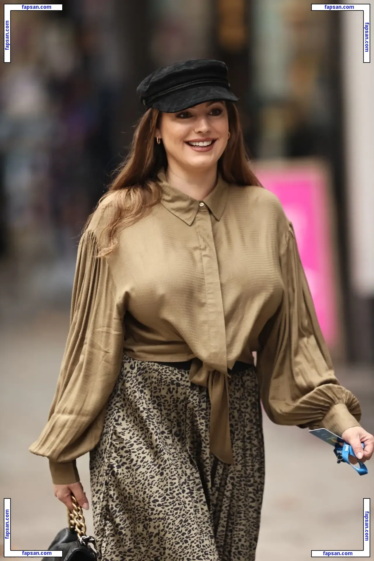 Kelly Brook nude photo #2560 from OnlyFans