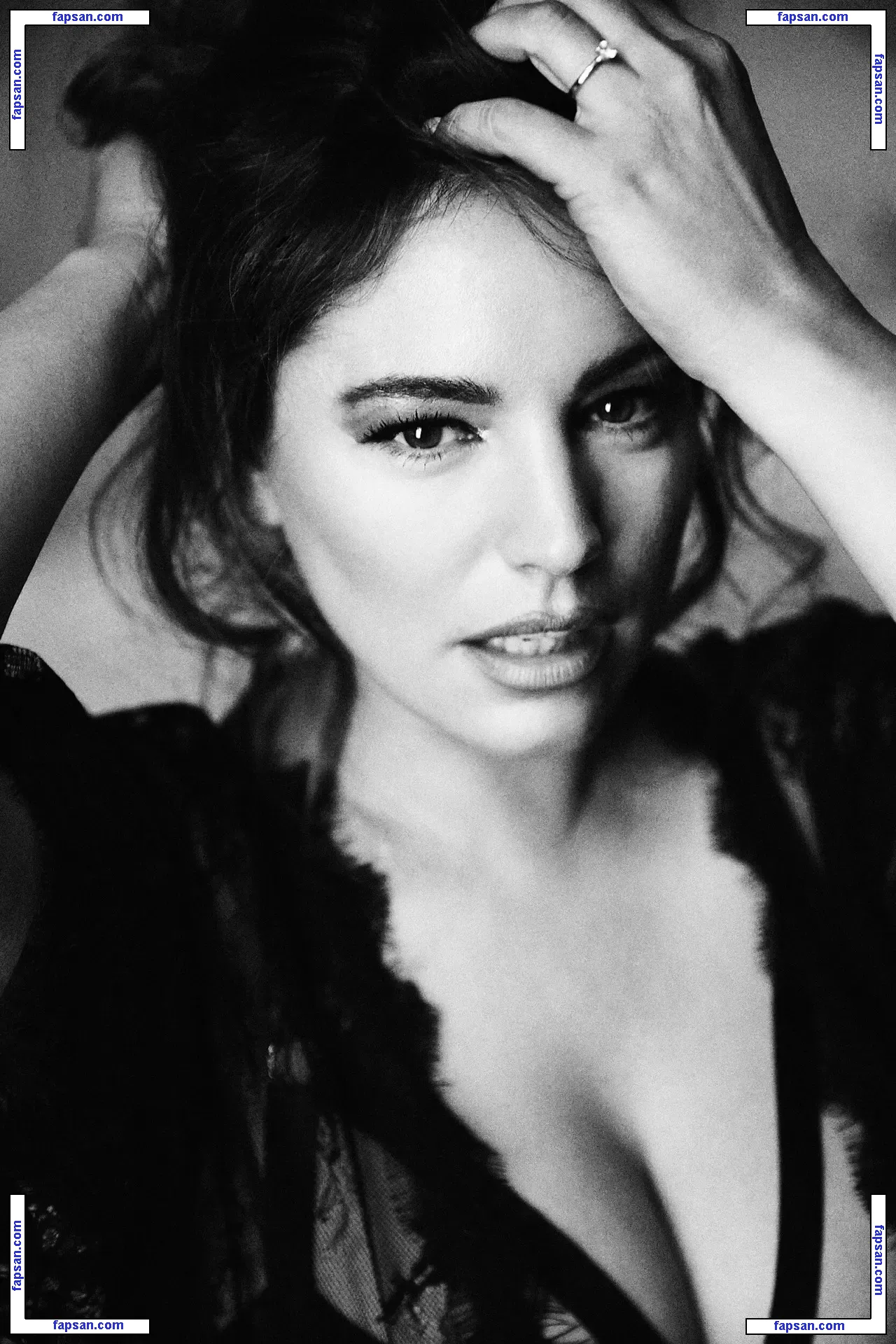 Kelly Brook nude photo #3274 from OnlyFans